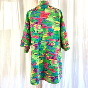 Vintage 60s Mod Colorful Quilted Coat, DOPAMINE DRESSiNG, Green and Pink Abstract Art to Wear, Asian, Bell Sleeves /FREE SHiPPING / image 5