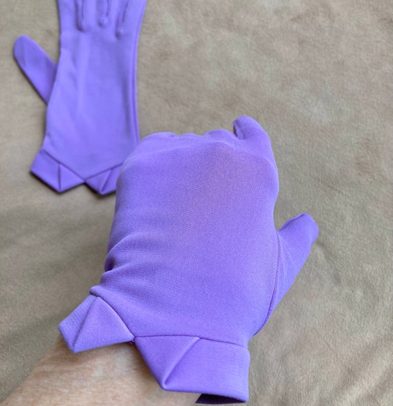 PASTEL Vintage Lavender Gloves, Retro Pinup Gloves, W… Gem