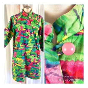 Vintage 60s Mod Colorful Quilted Coat, DOPAMINE DRESSiNG, Green and Pink Abstract Art to Wear, Asian, Bell Sleeves /FREE SHiPPING / image 1