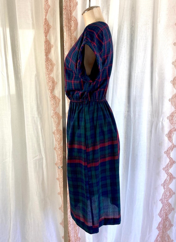Vintage 80 Does 50s Dress, Preppy Navy and Red Pl… - image 6