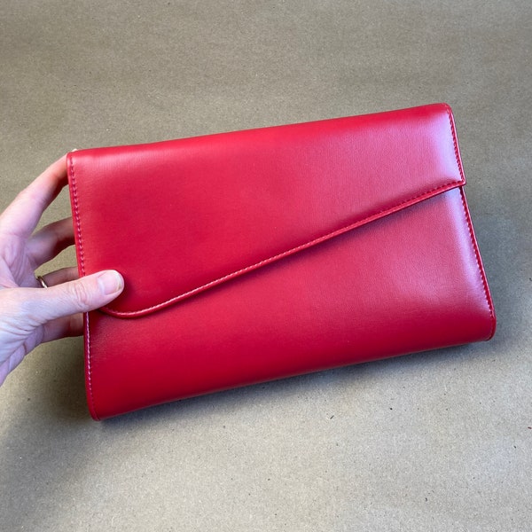 Vintage 80s Red Clutch Purse, Shoulder Bag, Asymmetrical, New Wave, 80s Fashion  // FREE SHIPPING // Vegan Faux Leather