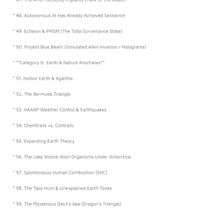 以下が含まれることがあります： 「THE TOP 100 CONSPIRACY THEORIES」というタイトルのコーラルカラーのヘッダーが付いた文書ページ。RFIDマイクロチップインプラント、プロジェクト・ブルービーム、地球空洞説、HAARP、バミューダトライアングルなどのトピックを含む、47から59までの項目がリストされています。