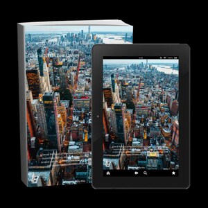 Op de afbeelding: Een boek en een tablet met dezelfde afbeelding van de skyline van New York City. De boekomslag en het tabletscherm tonen beide de titel "Savouring the Big Apple: The Ultimate Guide to NYC's Best Eateries."