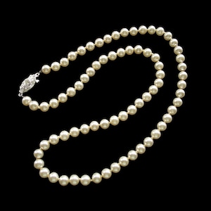 Vintage Single Strand Ivory Faux Pearls, Vintage Hand-knotted Pearls, Single Strand Pearls, Bridal Pearls, Wedding Necklace, Pearl Necklace