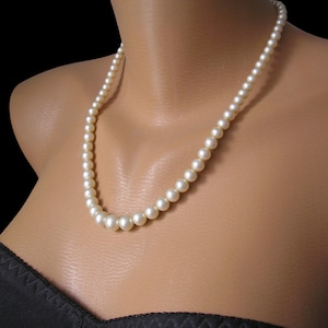 Perles CIRO, collier de perles simple rang Ciro, perles classiques vintage, perles avec fermoir en or 9 carats, perles de mariée vintage