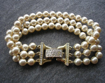 Vintage CIRO Pearl Bracelet, Vintage Ciro Pearl Cuff, Vintage Bridal Bracelet, Pearl Bridal Jewellery, Vintage Wedding Jewelry, Ivory Pearls