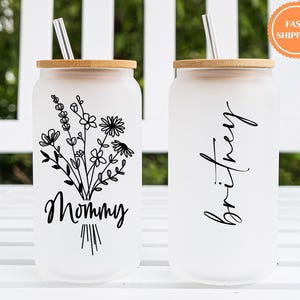 Gift for Mom, 16oz Frosted Glass Cup with Bamboo Lid and Straw, Custom Name Floral Design, Iced Coffee Cup, Mother&#39;s Day Gift