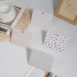 Porta credencial floral, estuche duradero y elegante para credencial de identificación, protector de credencial escolar, porta credencial con cierre deslizante, complemento para cordón, horizontal y vertical.