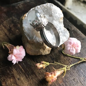 Estrella&#39;s Crystal Ball Ring