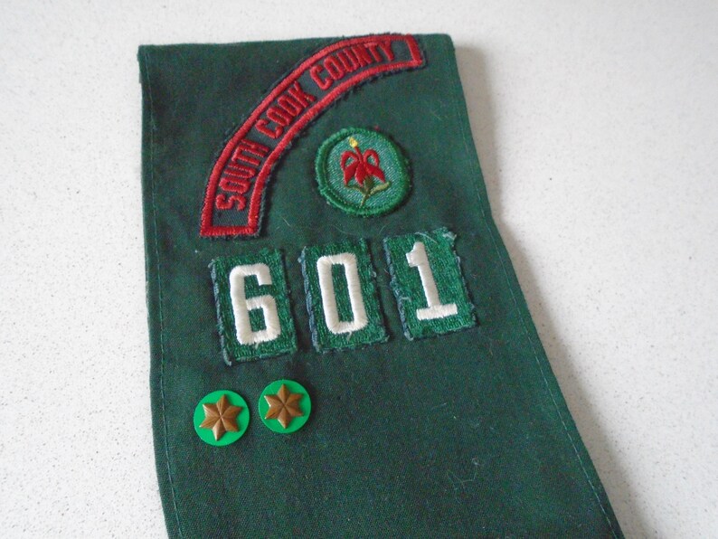 Vintage Girl Scouts USA Sash with Badges Patches Pins image 3