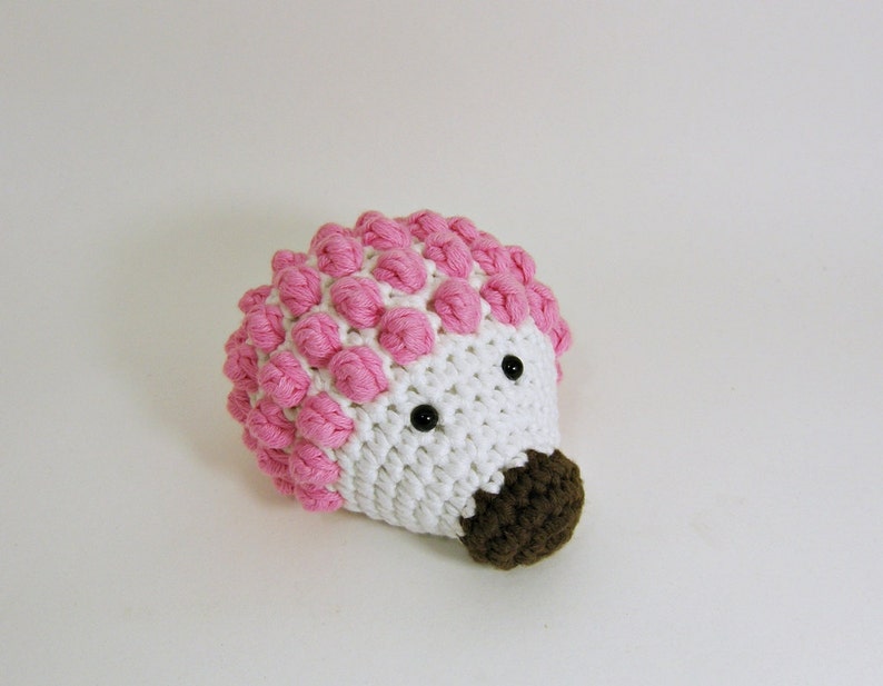 Amigurumi toy hedgehog crochet pattern English and Dutch pdf tutorial image 7