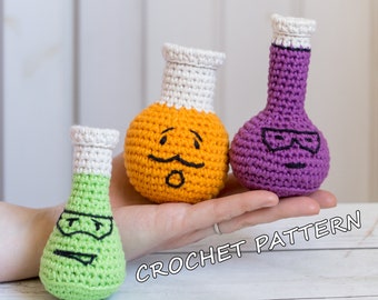 Chemistry flask set crochet pattern US English - three different lab flasks - conical, round bottomed and measuring flask amigurumi tutorial