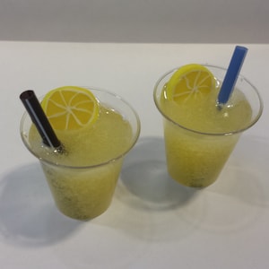 2 Glasses Frozen Lemonade 1/3 scale for 14- 18" dolls