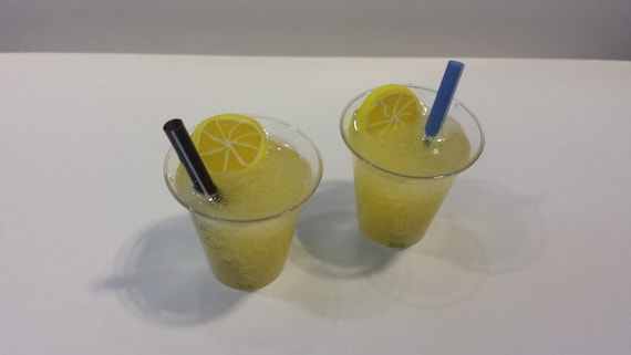 2 Glasses Frozen Lemonade 1/3 scale for 14- 18" dolls