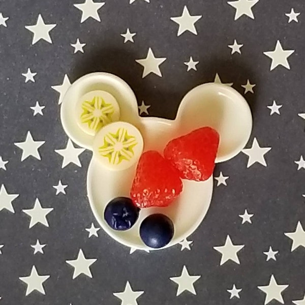 4th of July Snack plate for 8" doll mouse plate with fruit red, white, & blue 1/3 scale