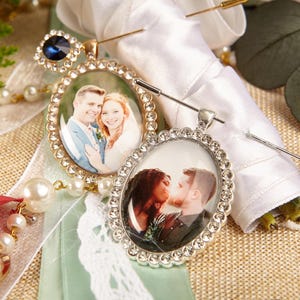 Gold Wedding Bouquet Charm with Photo,Custom Photo Memorial Pins,Flower Bouquet Photo Charm,Build a Bouquet Charm,Wedding Memorial Gifts
