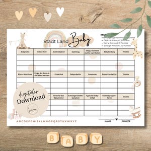 Könnte beinhalten: Ein druckbares Babyparty-Spiel mit einem hellbraunen Hintergrund und einem Regenbogen-Design. Das Spiel heißt "Stadt Land Baby" und hat eine Liste von Kategorien, die die Gäste ausfüllen können. Die Kategorien umfassen Babyname, erstes Wort, Babynahrungsmittelzutat, Spielzeug, Dinge, die Eltern nachts wach halten, Babykleidung und mehr.