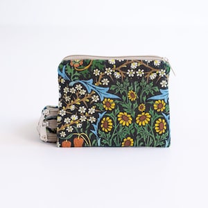Small zip purse, small coin purse, sewing notions pouch, pouch, William Morris Blackthorn print