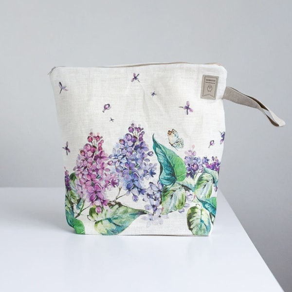 Sac à projet avec fermeture éclair. Organiseur de fil. Sac à projet imprimé fleurs lilas.