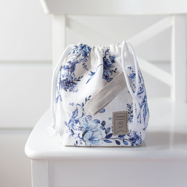 Projecttas. Klein. Speciaal KnitterBag-ontwerp. Toile de jouy Linnen patroonprint.