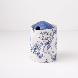 Cesto de estopa para armazenamento de linho Toile de jouy.