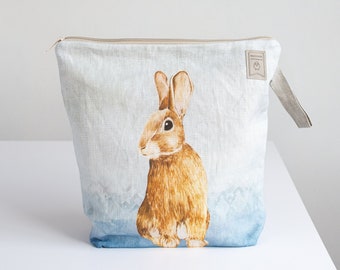 Project Bag with zipper for knitters. Bunny rabbit printed bag.