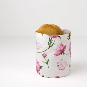 Storage burlap basket with Peony print.