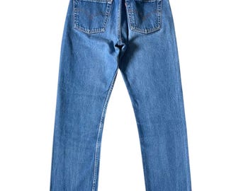 Levi's 501 vintage w28 L32 USA regular washed jeans 90s Levis straight leg buttonfly fit USA 1990 Y2k flares selvedge 501s blue stonewash