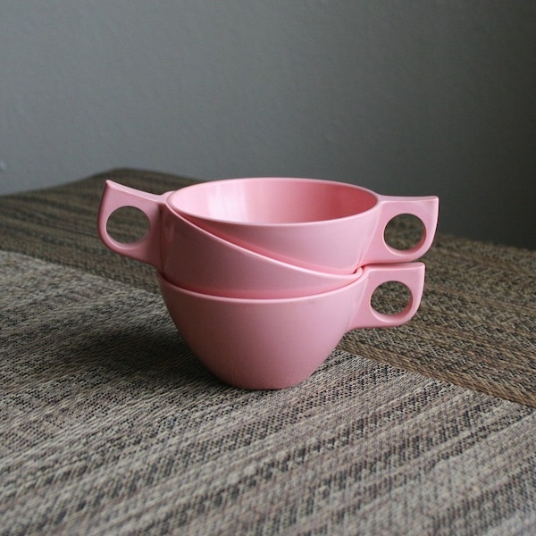 Retro Set of 3 Pink Melmac Boontonware Coffee Mugs
