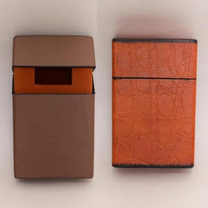 Portasigarette in pelle fatto a mano / Scatola magnetica con chiusura a scatto marrone effetto coccodrillo / Regalo in stile vintage per fumatori, uomini e donne