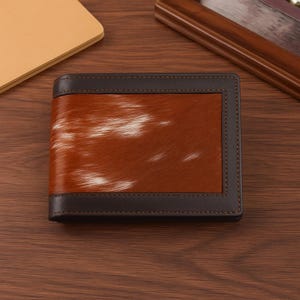 Herren Rindsleder Leder Geldbörse - Echter Hair-On Hide Bifold Kartenhalter - Western Rodeo Style Geschenk für Ihn - Handgemachter rustikaler Charme