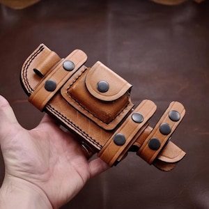 Funda de cuchillo de cuero marrón hecha a mano: transporte horizontal de explorador, lazo para vara de fuego