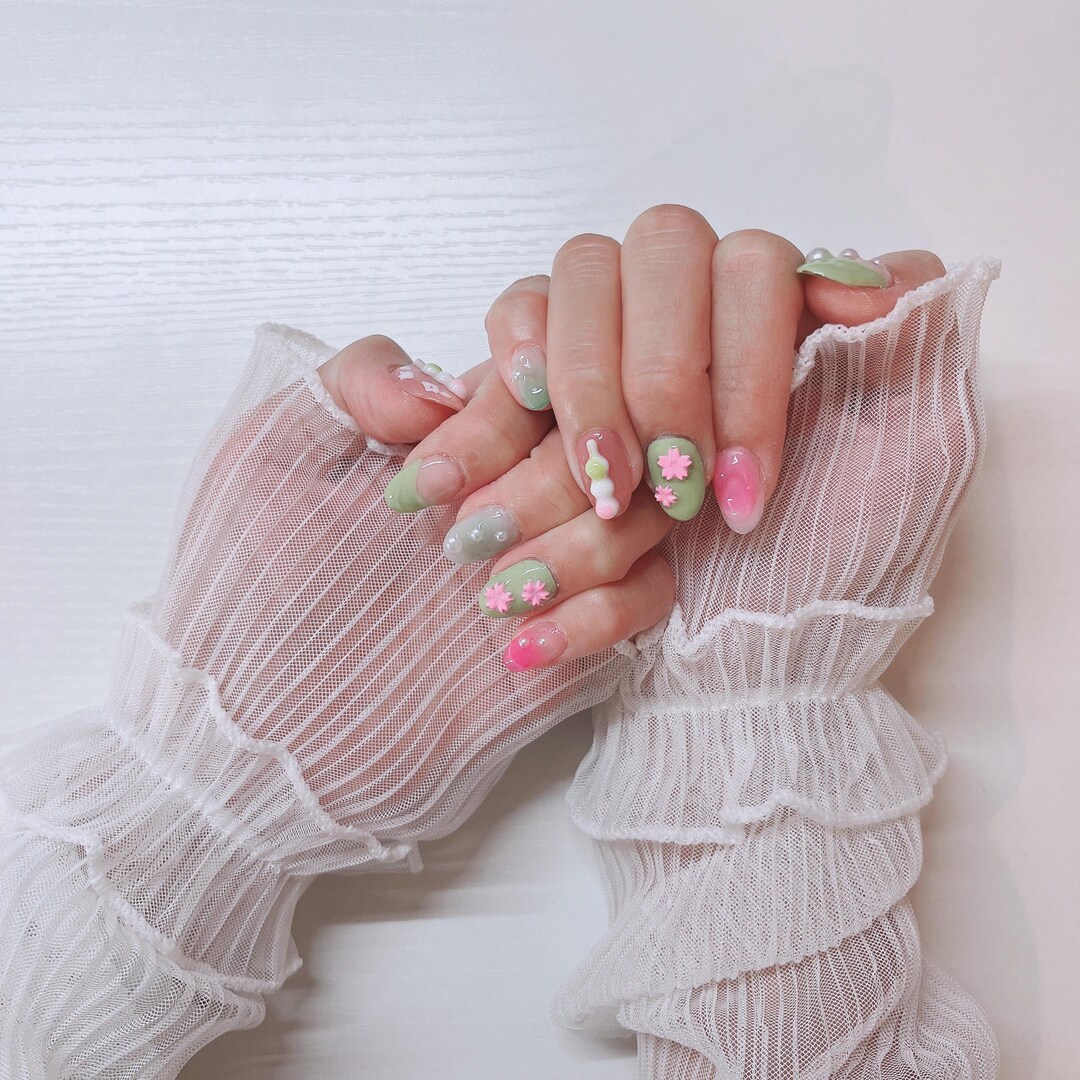 Dango X Sankura Press on Nails Set | Pink Green Mochi Handmade 3D ...