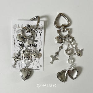 Llavero con dije de medallón de corazón hecho a mano con cuentas, corazón Y2K, metal plateado, imagen transparente, imágenes Kawaii, foto, lindo regalo estético, llavero para teléfono