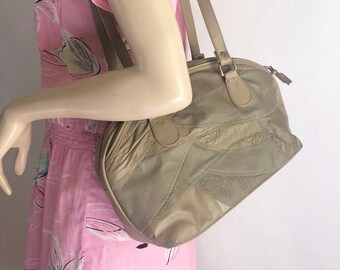 Hato Hasi Beige and Tan Leather Shoulder Bag, Beige Leather Purse