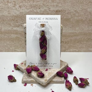 15 Fioles de Boutons de Rose Séchés avec Carte de Remerciement - Cadeau invité Mariages, Fiançailles, Henné, Naissance et Événement