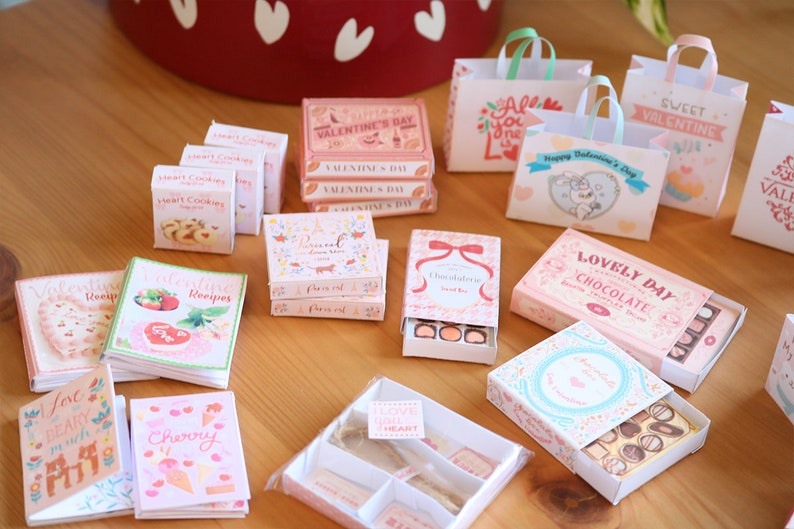 040-049 PRINTS VALENTINE Day to make your own Miniatures DIY by Nerea Pozo digital copy image 5