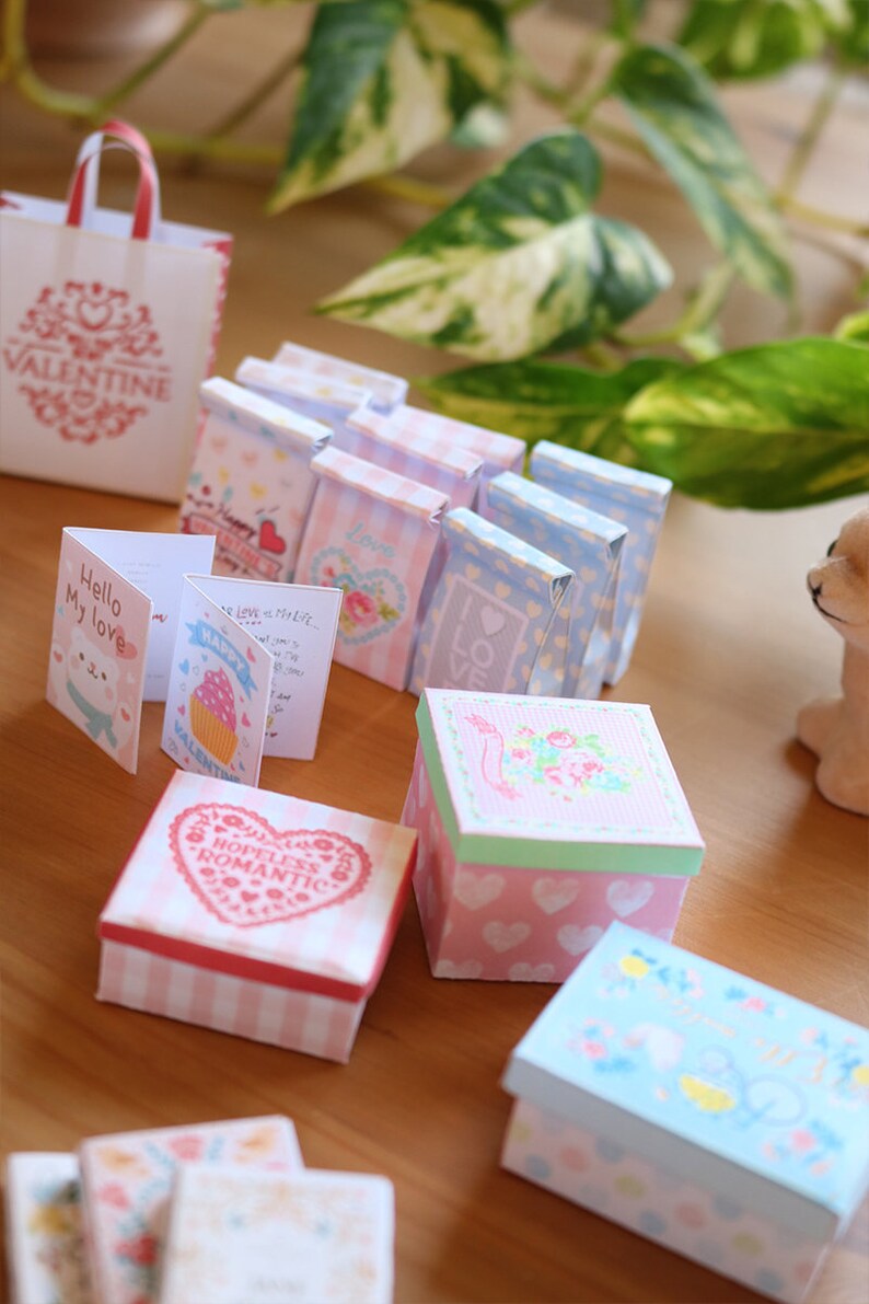 040-049 PRINTS VALENTINE Day to make your own Miniatures DIY by Nerea Pozo digital copy image 3