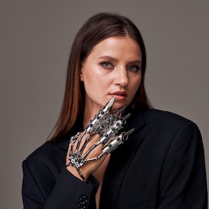 Gothic bracelet, Skeleton bracelet, Cuff bracelet, Finger claw, Claw ring, Finger bracelet, Punk bracelet, Skull bracelet, Gothic jewelry