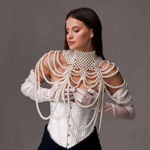 Pearl collar necklace, Pearl shoulder jewelry, Shoulder necklace, Pearl body jewelry, Bridal body necklace, Shoulder chain pearl