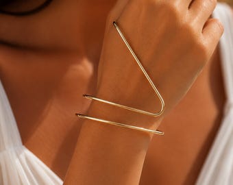 Gold Manschette Armband, Minimalist Armband, offene Manschette Armband, Geometrische Armband, Statement Armband, moderner Schmuck, Gold Arm Manschette