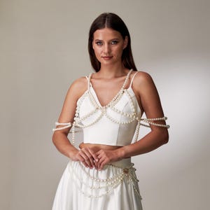 Pearl necklace for bride, Bridal shoulder jewelry, Shoulder necklace, Pearl harness, Pearl body jewelry, Shoulder chain pearl
