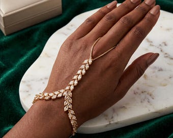 Strass Armband für Frauen, Statement Armband, Armband mit Fingerring, Hand Ketten Armband, Braut Handschmuck, Hochzeit Handkette