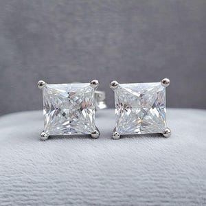 Princess Cut Moissanite Ohrstecker VVS1 Zertifiziert 925 Silber Solitaire, Quadratischer Diamant Alternatives Geschenk für Sie