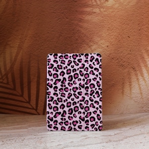 Leopardmönstrat iPad-skal för iPad Pro 12,9” 11” 2024, Air 6 5 4, Mini 6, M4 M2, iPad 10 9 8 10,9”, anpassat iPad-skal med Apple Pencil-hållare