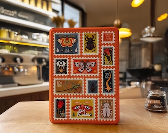 Insect Collage Kindle Case Paperwhite 12th 7"/11th 6.8"/10th 6", Kindle 10th 11th Gen, Kindle 2024 Colorsoft,Kobo Clara Case with Hand Strap