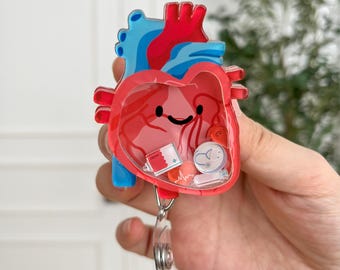 Distintivo a forma di cuore anatomico: personale medico, infermiere, dottore