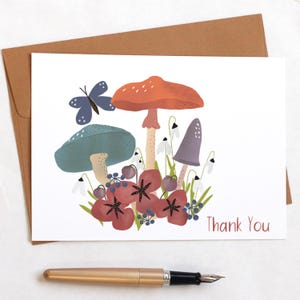 Carte de remerciement champignon lunatique - carte de correspondance A2, papeterie de la forêt, notes de forêt magique, carte de papillon, gratitude