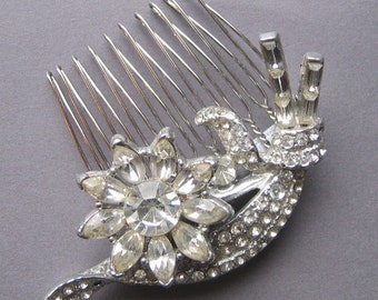 Floral Bridal Hair Comb - Vintage Adorned