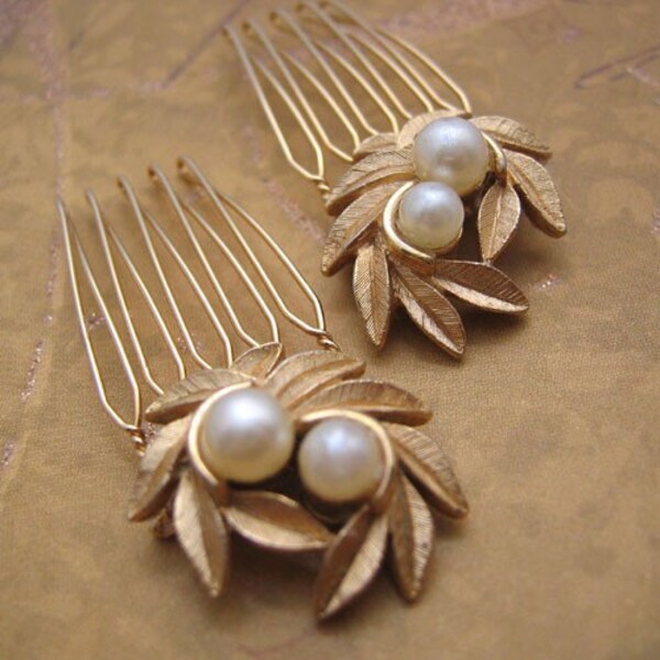 Pearl and Matte Gold Laurel Leaf Hair Combs